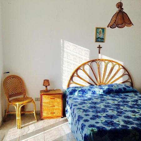 Agenzia Isotur Geranio Apartment ปอนซา ภายนอก รูปภาพ