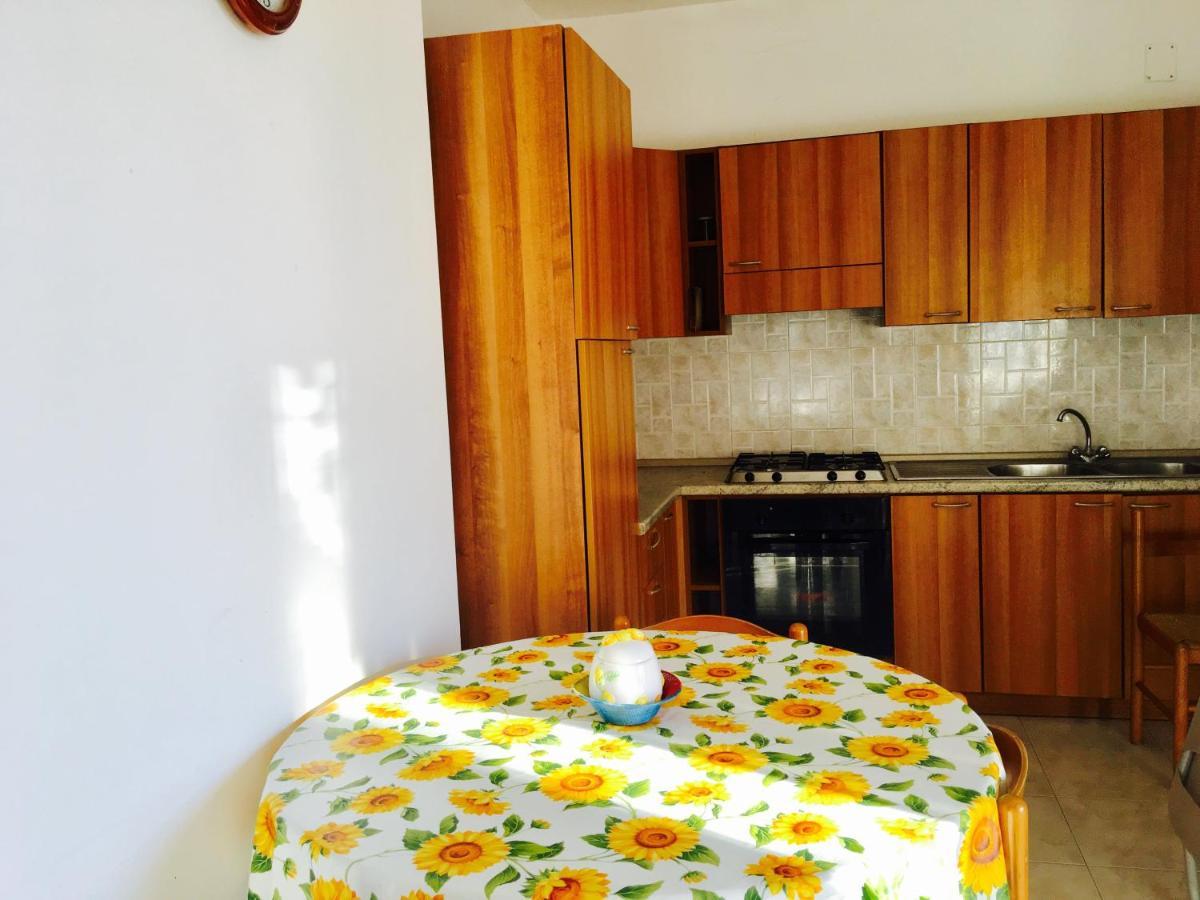 Agenzia Isotur Geranio Apartment ปอนซา ภายนอก รูปภาพ