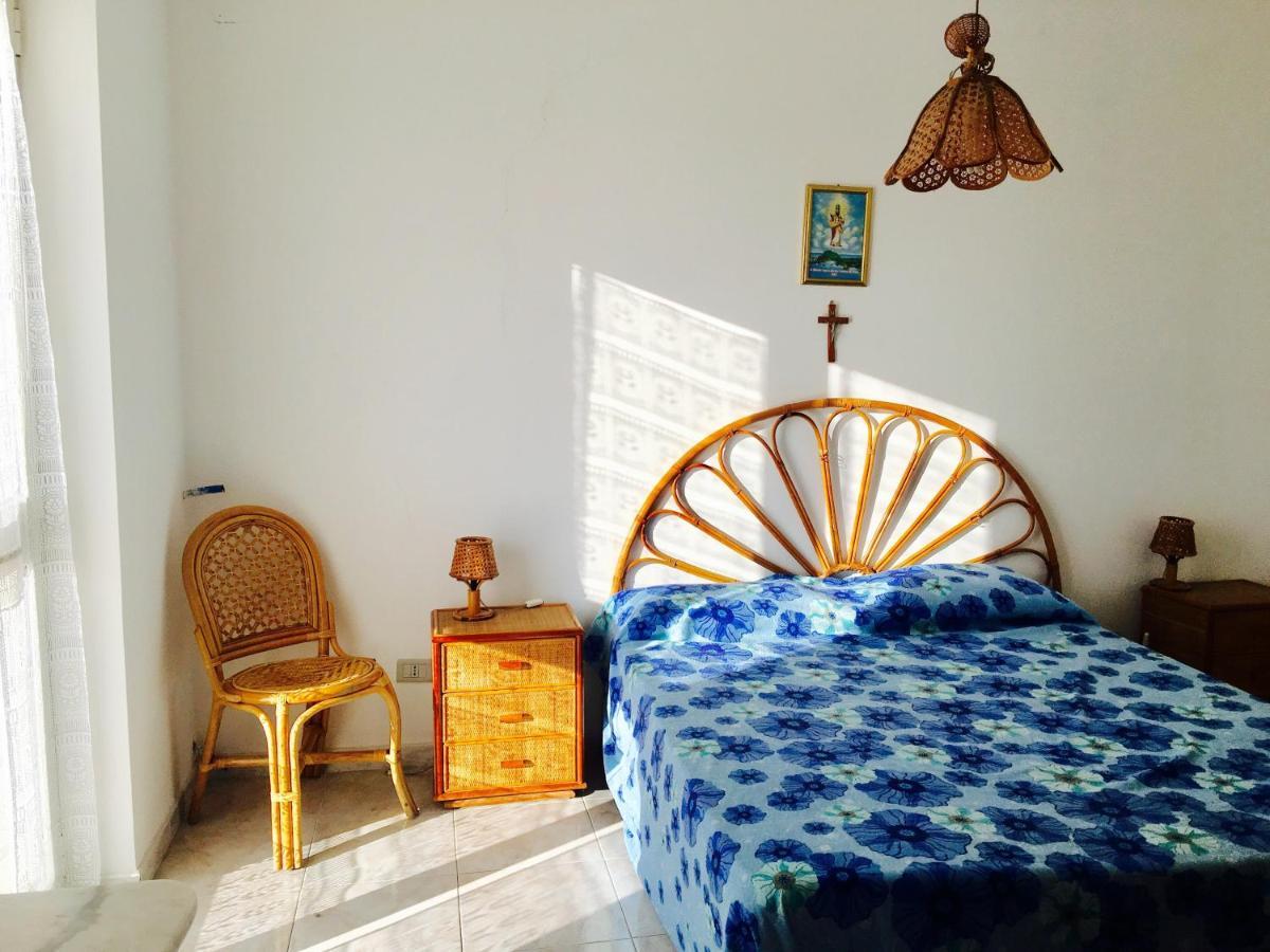 Agenzia Isotur Geranio Apartment ปอนซา ภายนอก รูปภาพ